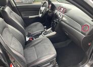 Suzuki Vitara 6