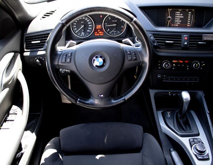 BMW X1 9
