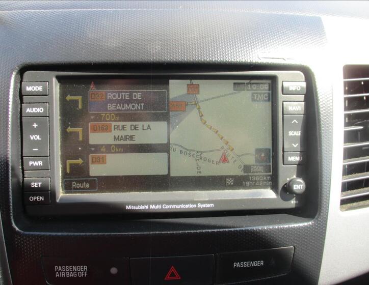 Mitsubishi Outlander 17