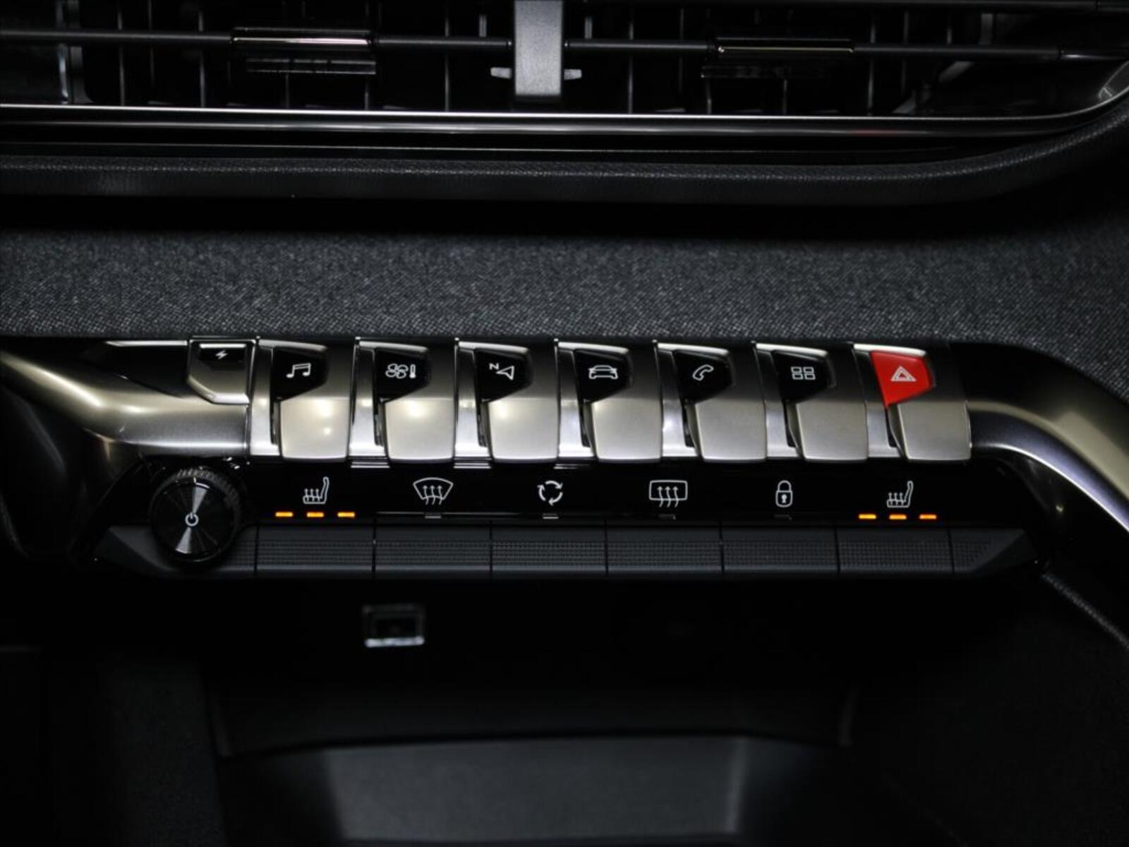 Peugeot 3008 15