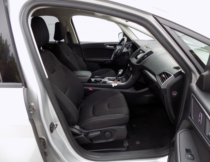 Ford S-MAX 16