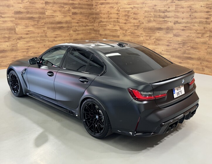 BMW M3 5