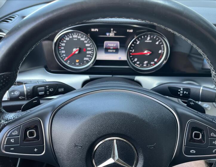 Mercedes-Benz Třídy E 13