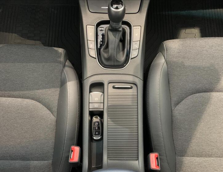 Hyundai i30 21