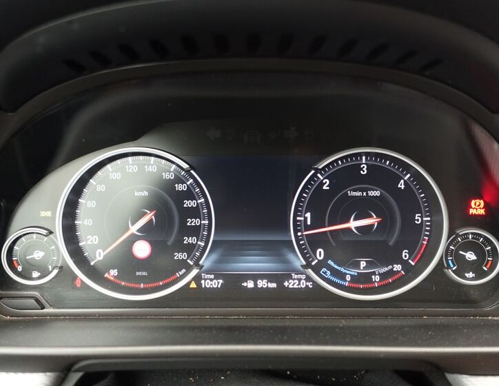 BMW Řada 5 9