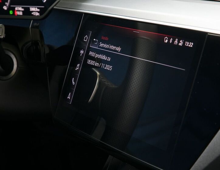Audi e-tron 34