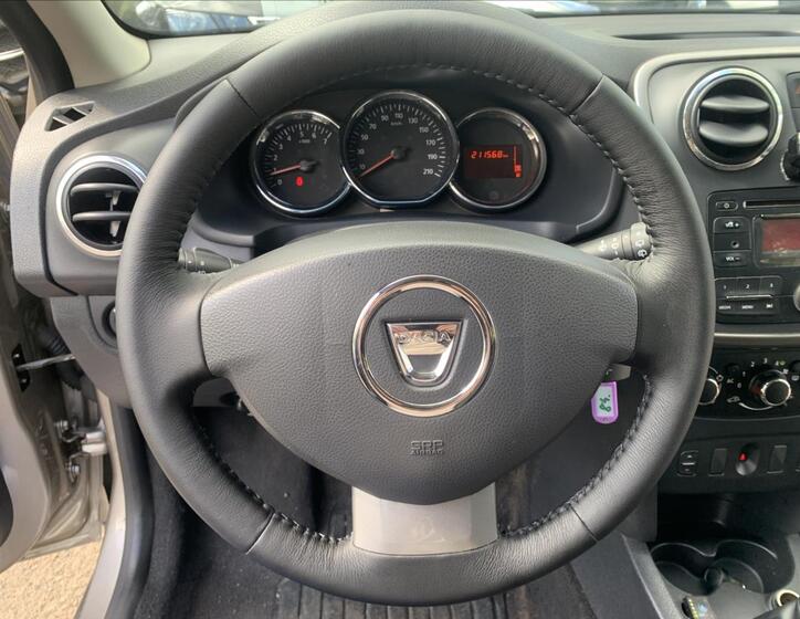 Dacia Sandero 10