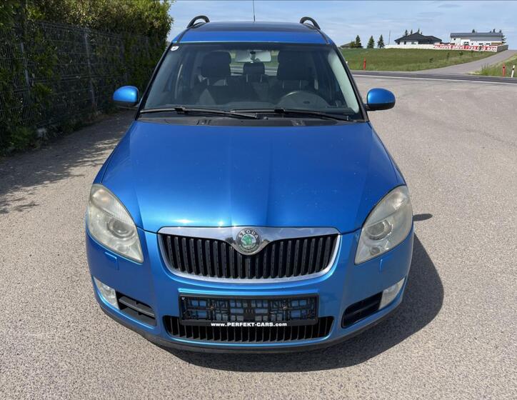 Škoda Roomster 2