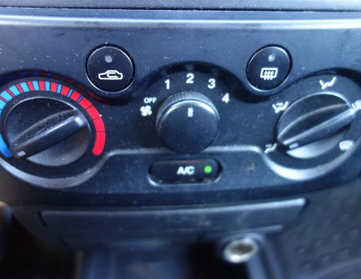 Chevrolet Aveo 27