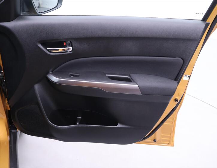Suzuki Vitara 13
