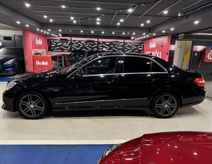 Mercedes-Benz Třídy E 2