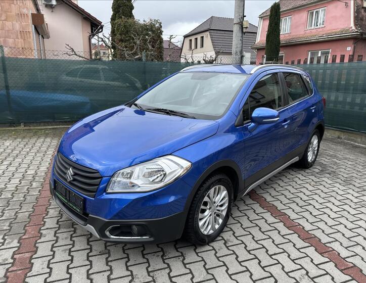 Suzuki SX4 S-Cross 9