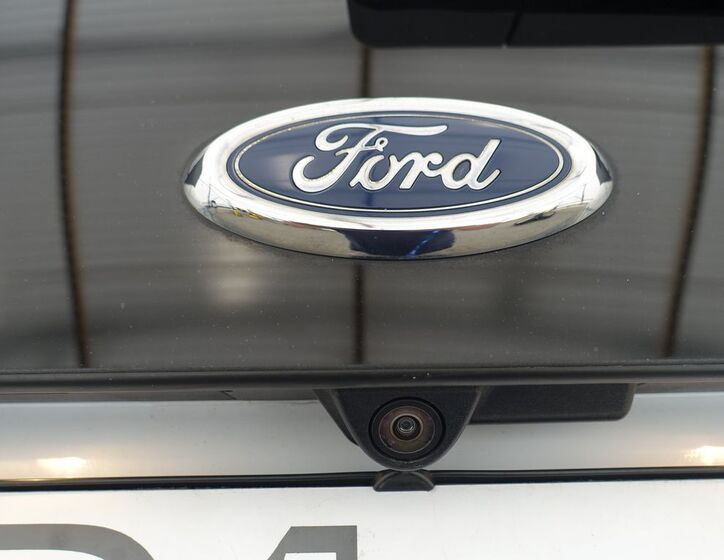 Ford Galaxy 34