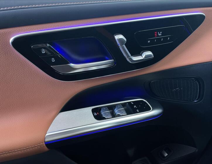 Mercedes-Benz GLC 12