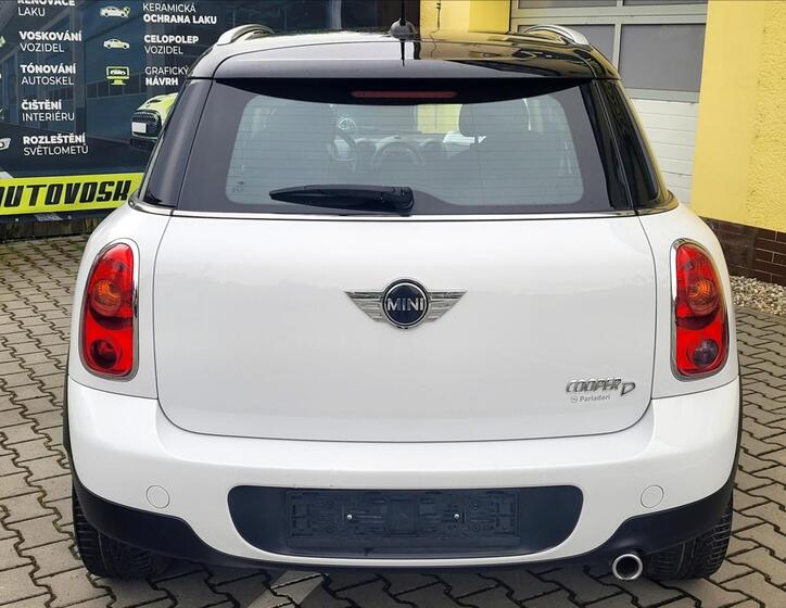 Mini Countryman 8