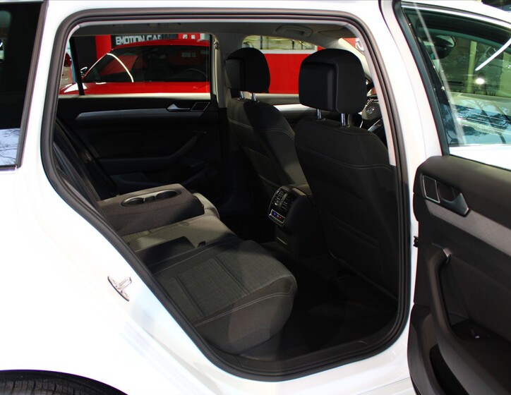 Volkswagen Passat 21