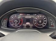 Audi Q7 28