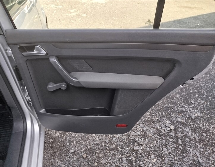 Volkswagen Touran 24