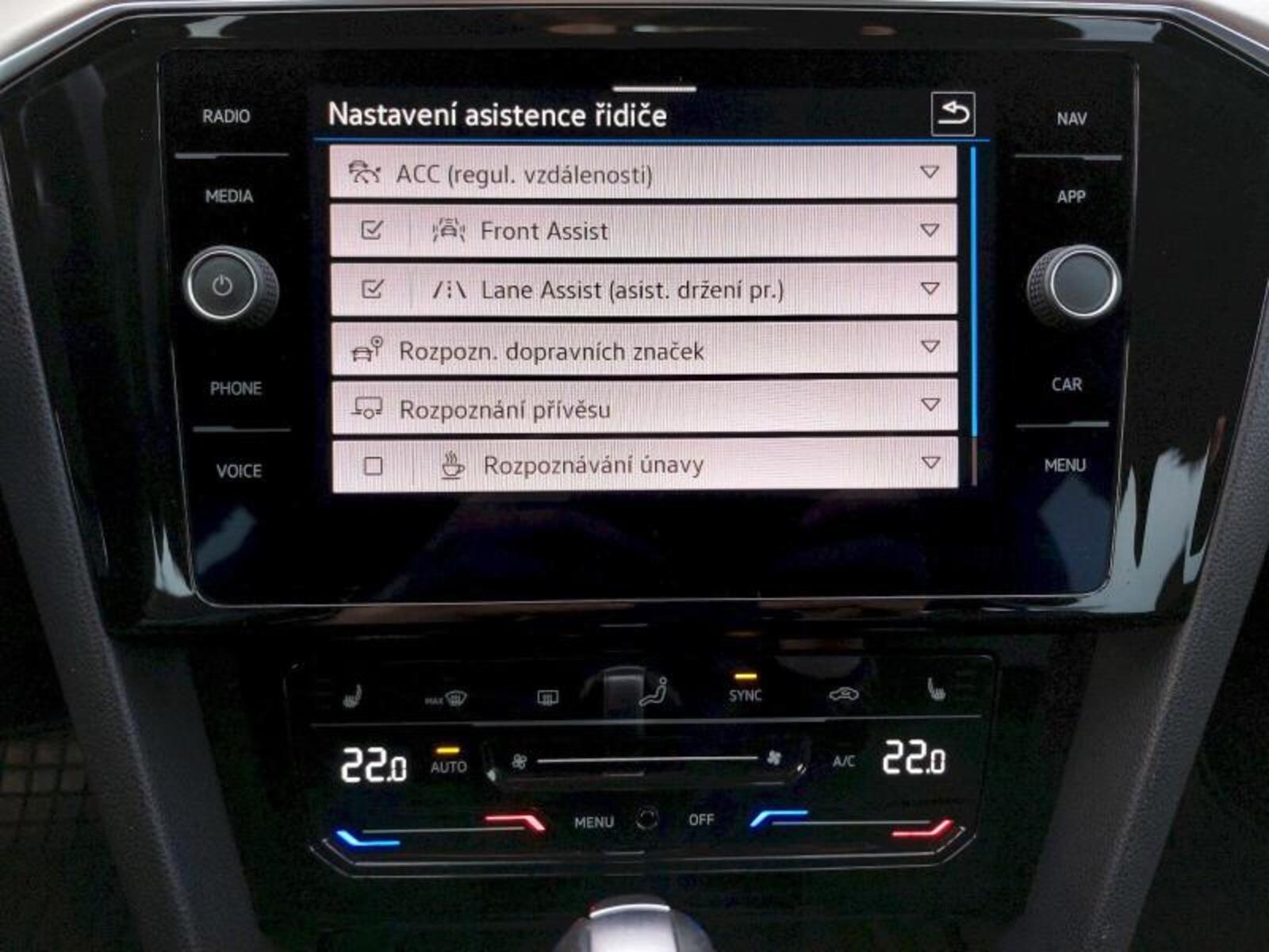 Volkswagen Passat 30