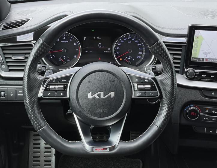 KIA ProCeed 8