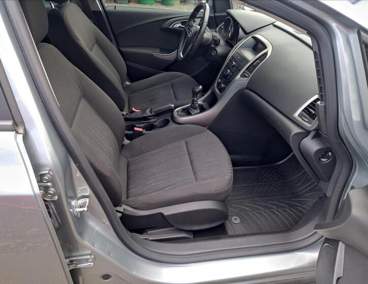 Opel Astra 11