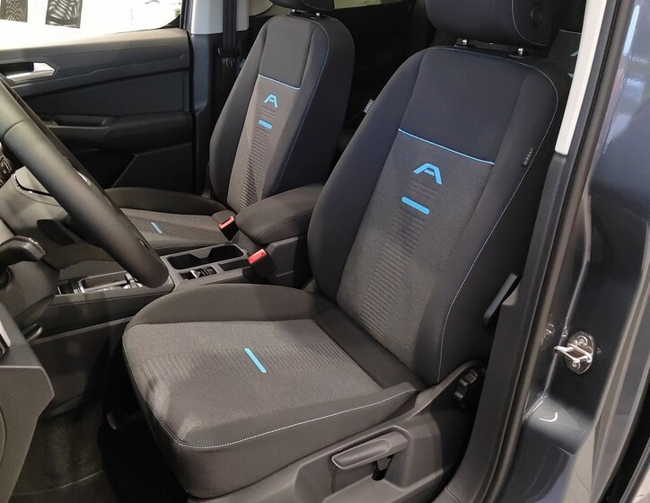 Ford Tourneo Connect 18