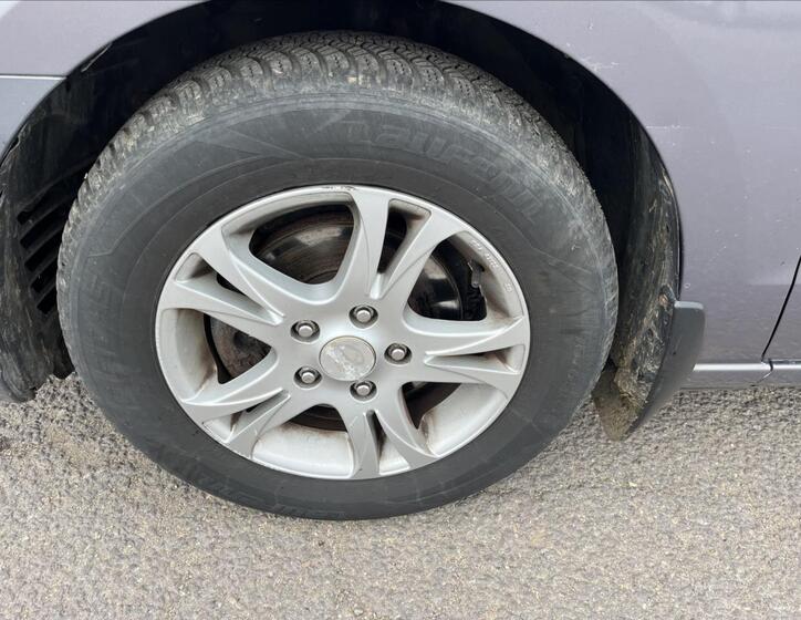 Mazda 5 32