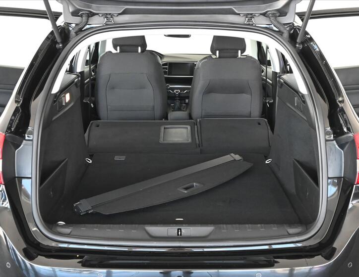 Peugeot 308 7