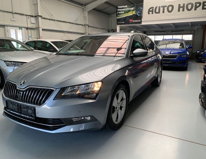 Škoda Superb 3