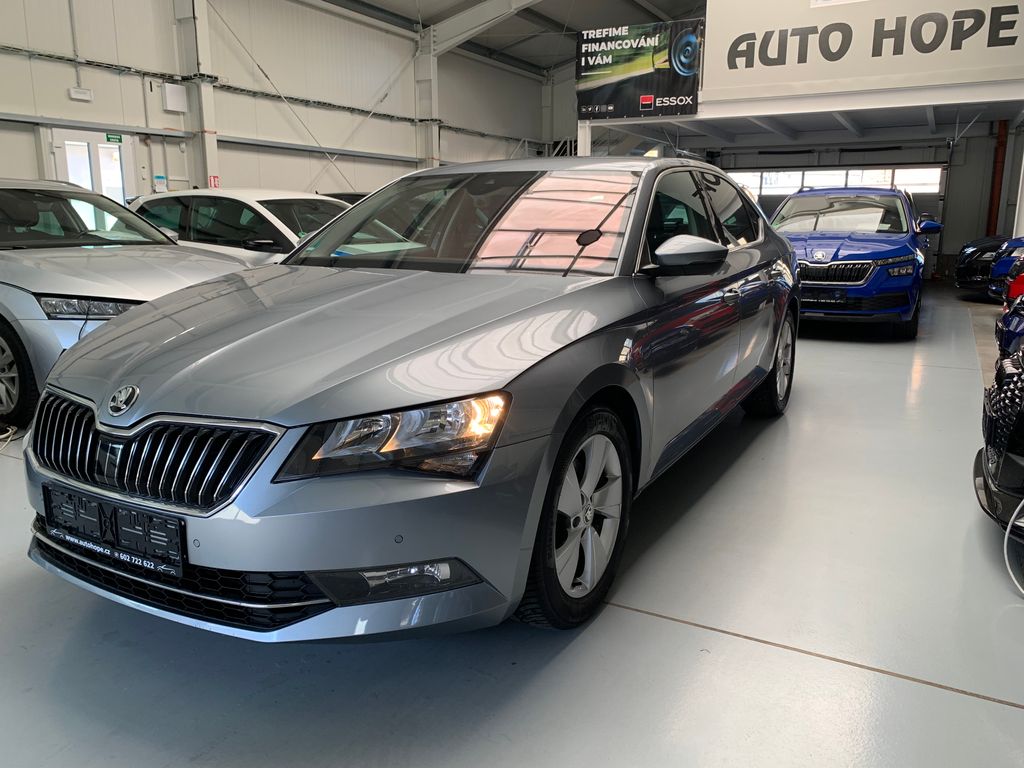 Škoda Superb