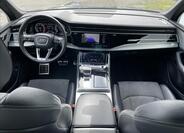 Audi Q7 6