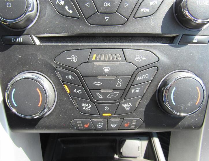 Ford Mondeo 17