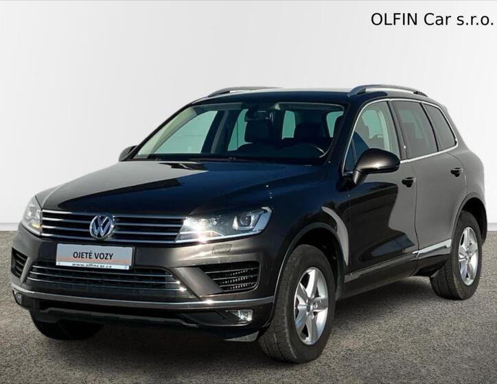 Volkswagen Touareg 1