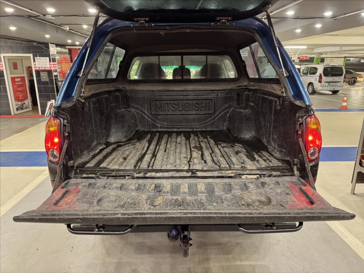 Mitsubishi L200