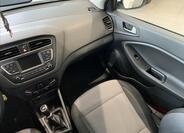 Hyundai i20 17