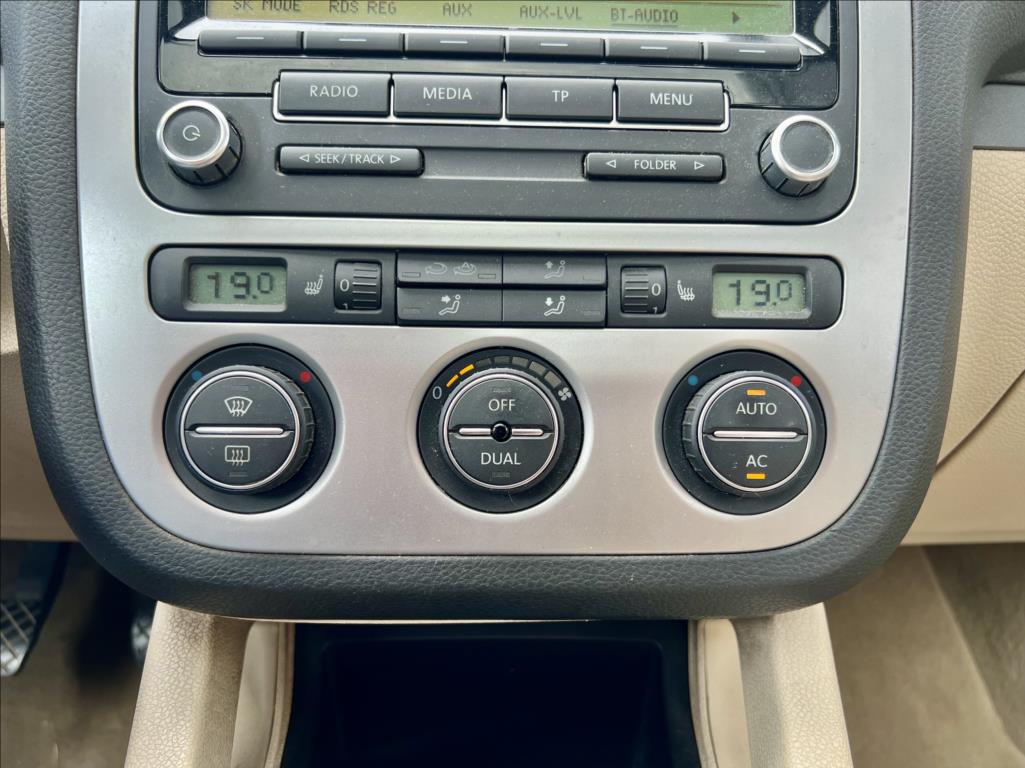 Volkswagen EOS