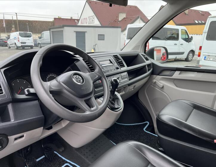 Volkswagen Transporter 16