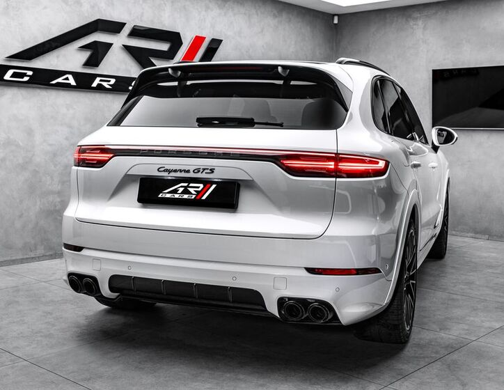 Porsche Cayenne 6