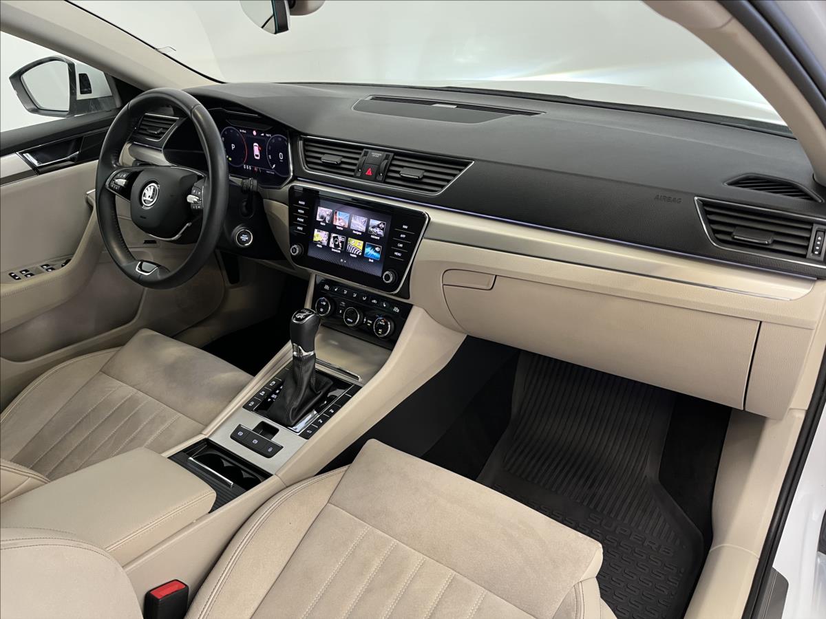 Škoda Superb
