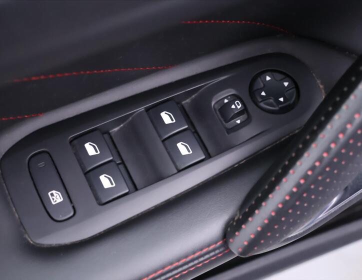 Peugeot 308 16