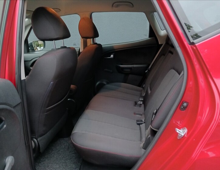 KIA Venga 9