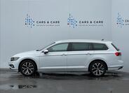 Volkswagen Passat 2
