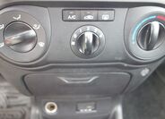 Hyundai i20 24