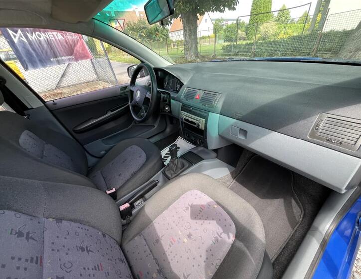 Škoda Fabia 16