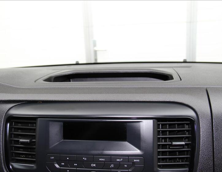 Opel Vivaro 20
