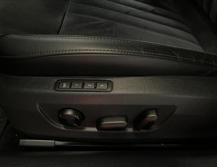 Škoda Superb 22