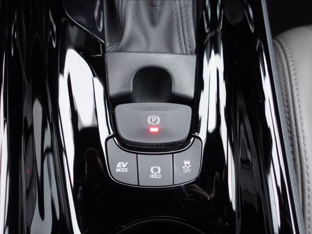 Toyota C-HR 24
