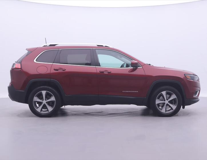 Jeep Cherokee 8