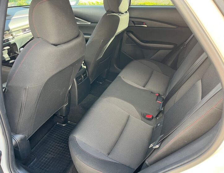 Mazda CX-30 15