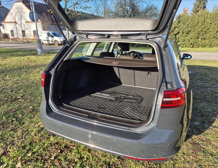 Volkswagen Passat 12